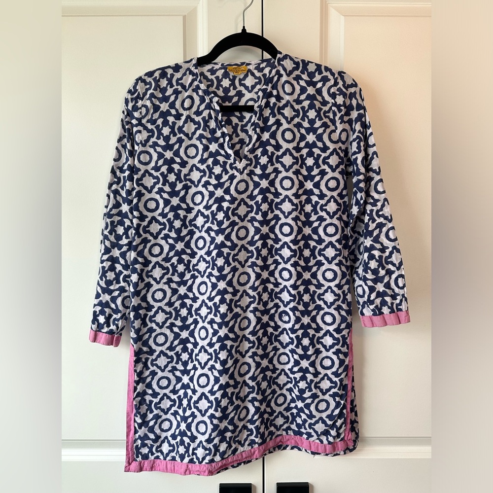 Roberta Roller Rabbit Women’s Geometric Blue, White, Pink Tunic (Size XS)